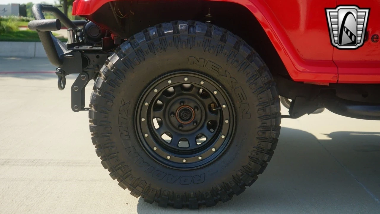 1994 Jeep YJ Wrangler - Image 9 of 21