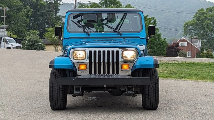 1994 Jeep YJ Wrangler - Image 4 of 31