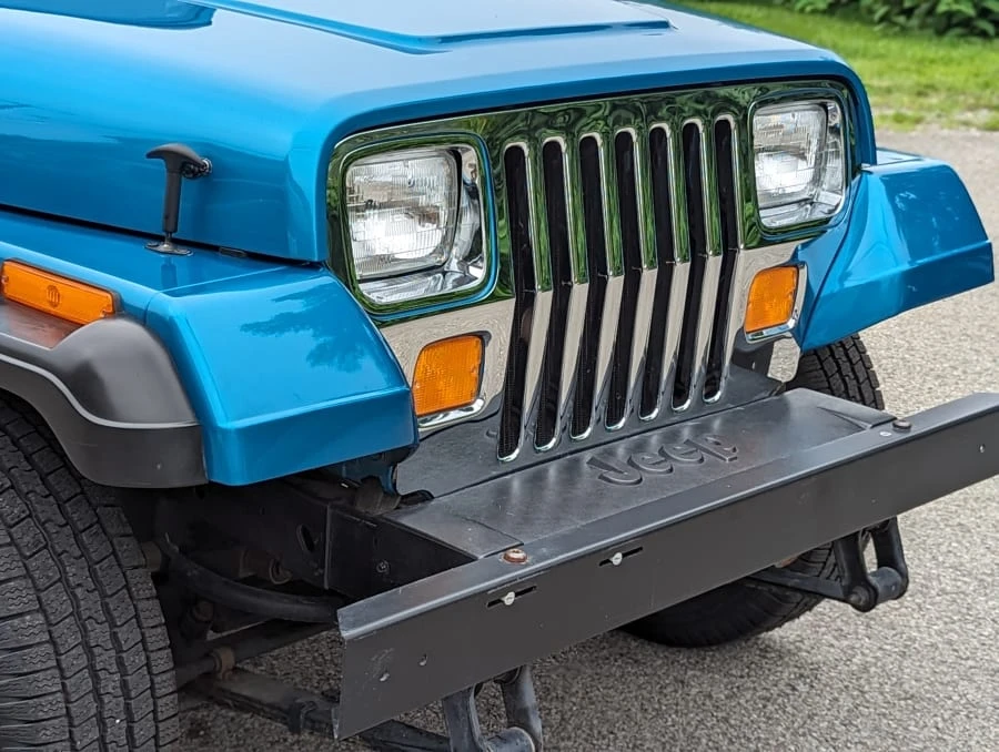 1994 Jeep YJ Wrangler - Image 23 of 31