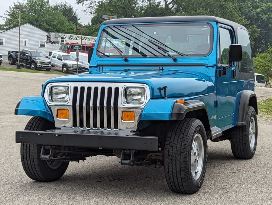 1994 Jeep YJ Wrangler - Image 12 of 31