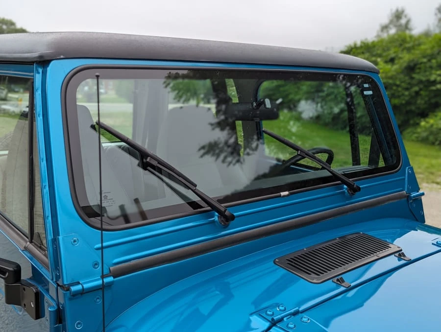 1994 Jeep YJ Wrangler - Image 21 of 31