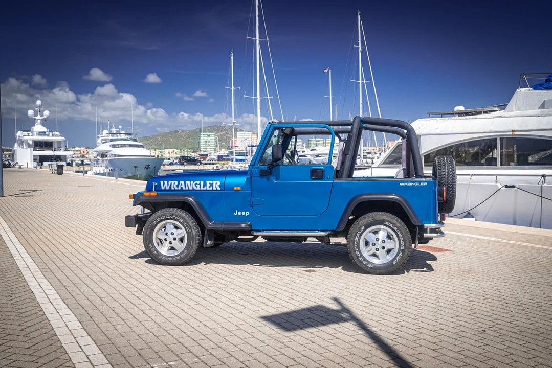 1994 Jeep YJ Wrangler - Image 9 of 30