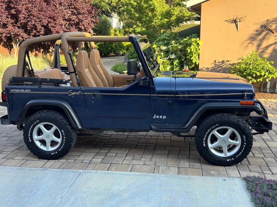 1994 Jeep YJ Wrangler - Image 12 of 16