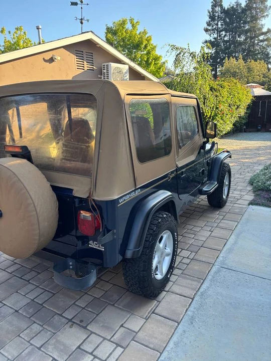1994 Jeep YJ Wrangler - Image 4 of 23