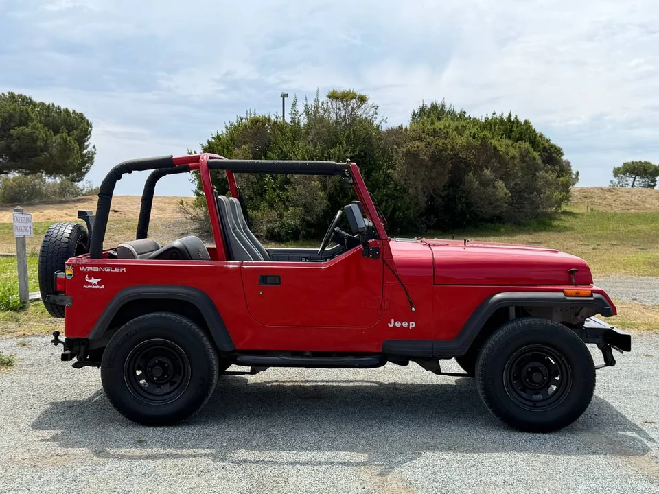 1994 Jeep YJ Wrangler - Image 7 of 12