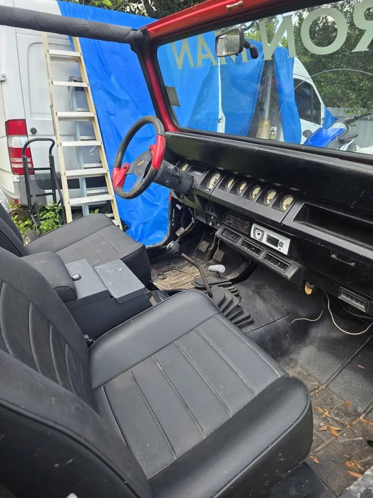 1994 Jeep YJ Wrangler - Image 5 of 5