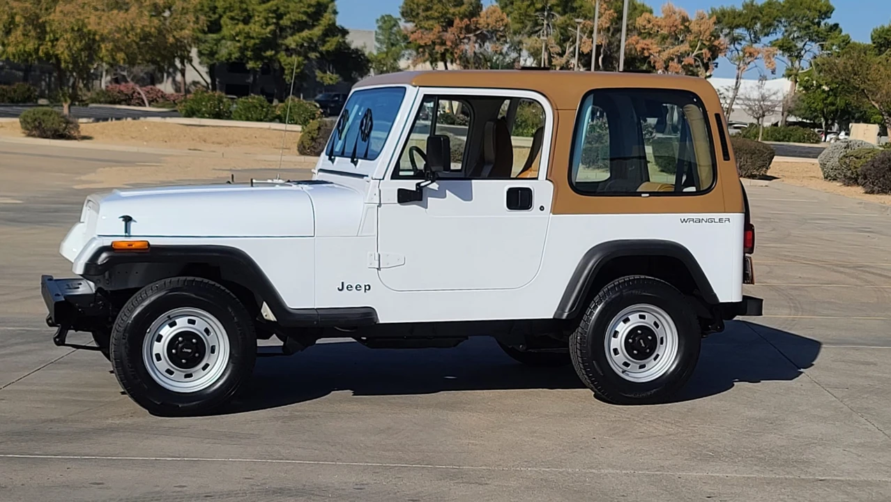 1994 Jeep YJ Wrangler - Image 3 of 31