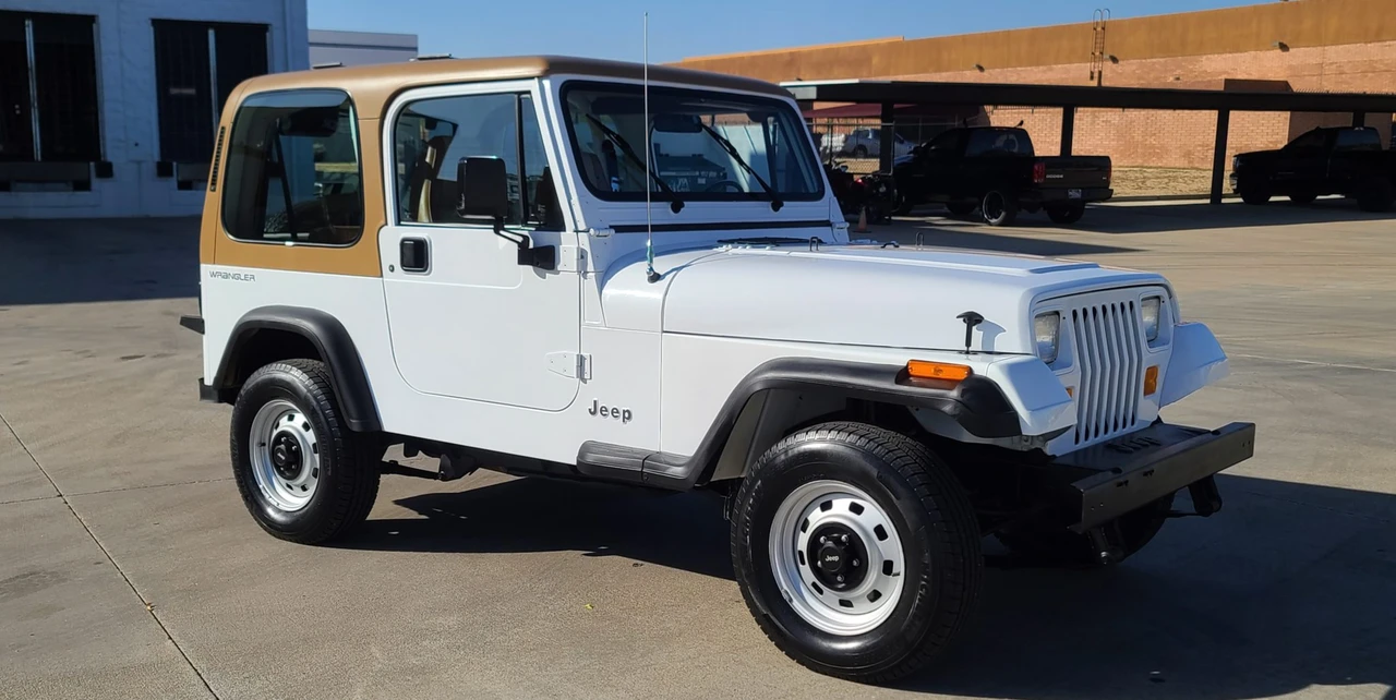 1994 Jeep YJ Wrangler - Image 7 of 31