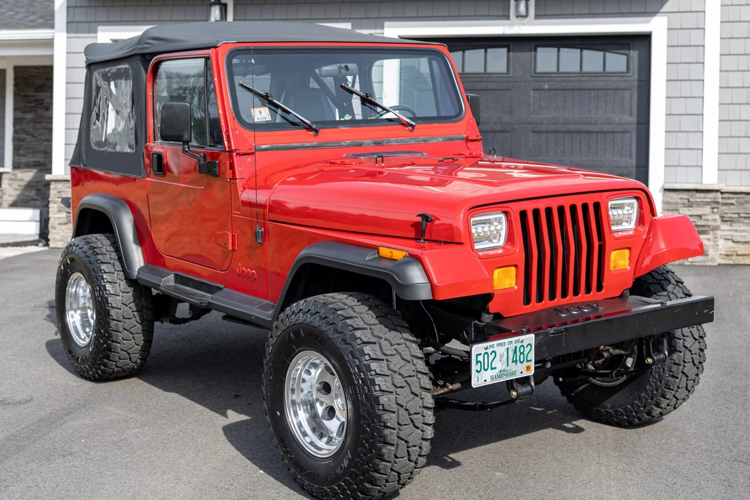 1994 Jeep YJ Wrangler - Image 9 of 31
