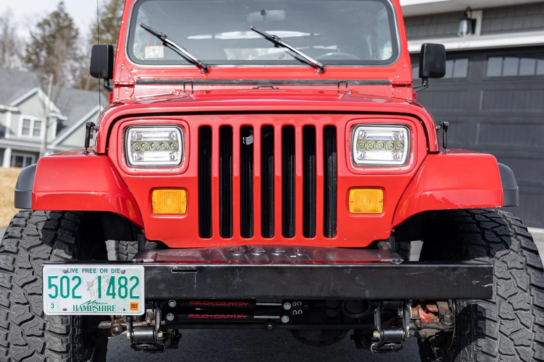 1994 Jeep YJ Wrangler - Image 12 of 31