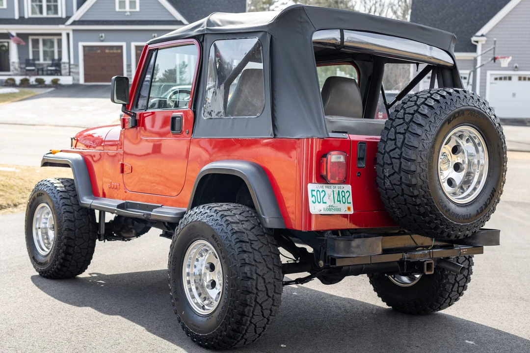 1994 Jeep YJ Wrangler - Image 4 of 31