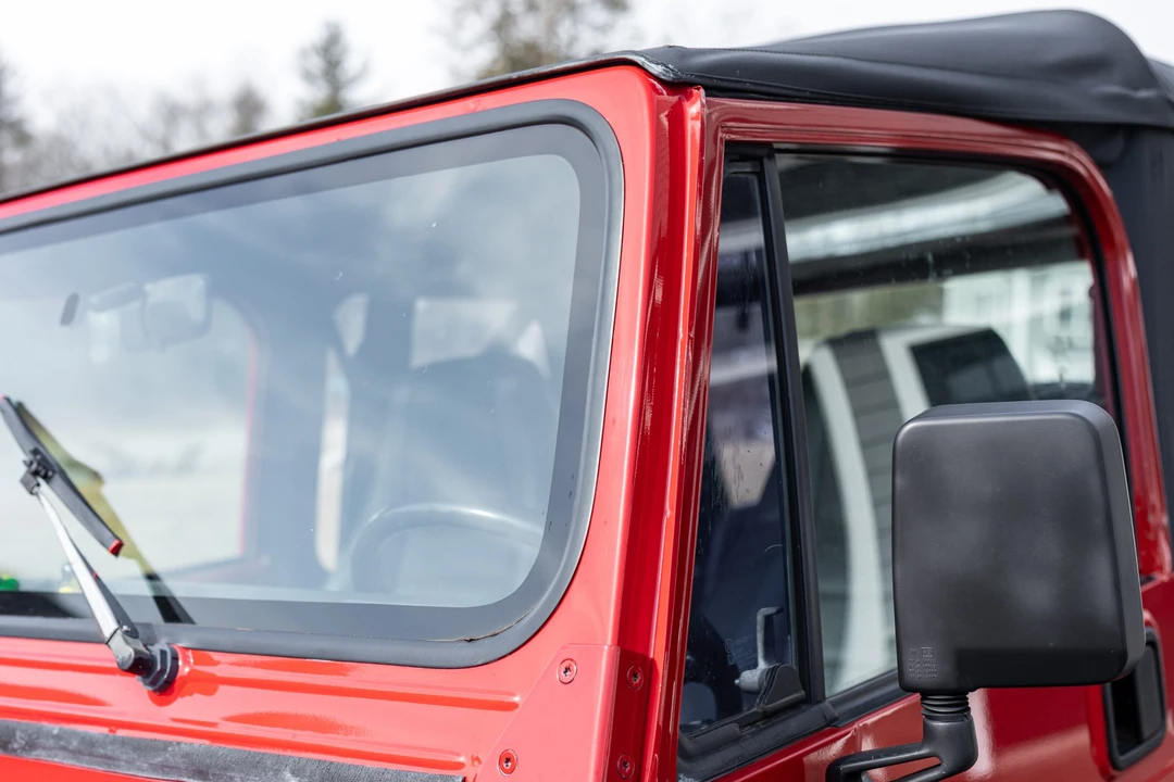 1994 Jeep YJ Wrangler - Image 16 of 31