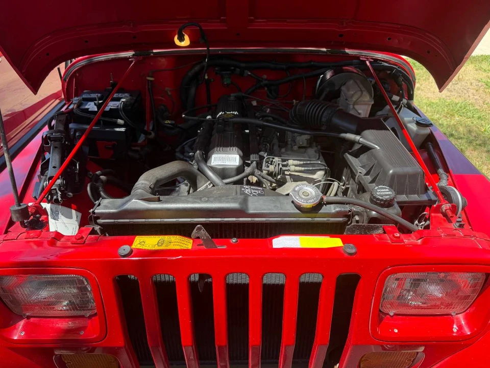 1994 Jeep YJ Wrangler - Image 6 of 10
