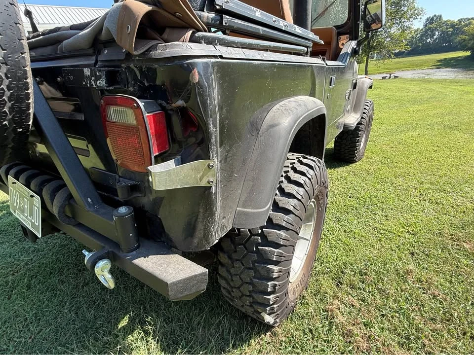 1994 Jeep YJ Wrangler - Image 10 of 14