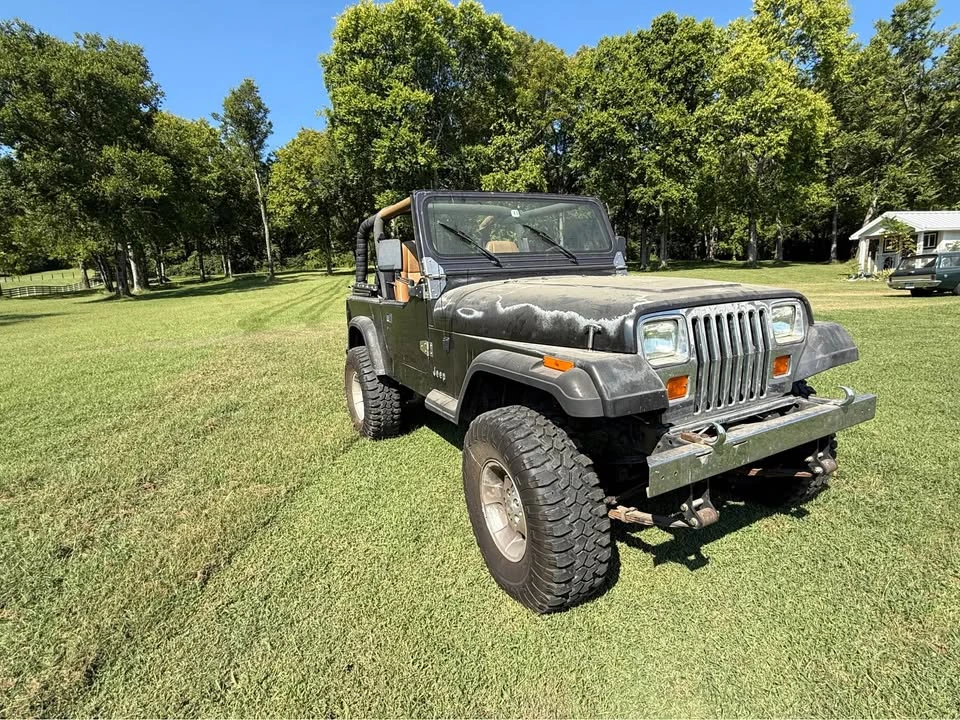 1994 Jeep YJ Wrangler - Image 4 of 14