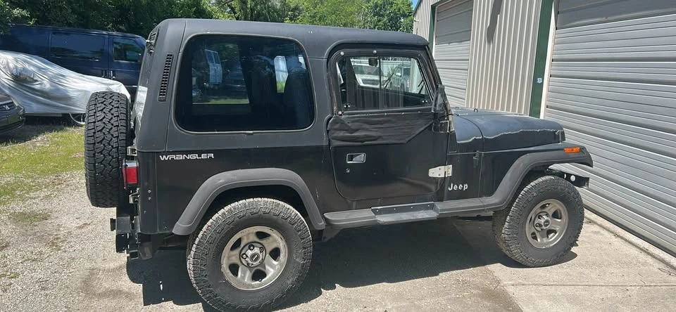 1994 Jeep YJ Wrangler - Image 3 of 10