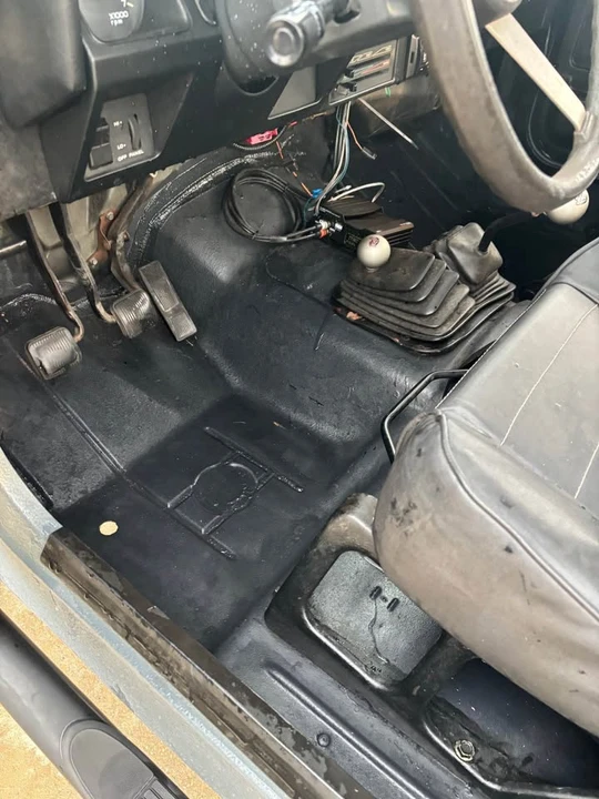 1994 Jeep YJ Wrangler - Image 14 of 20