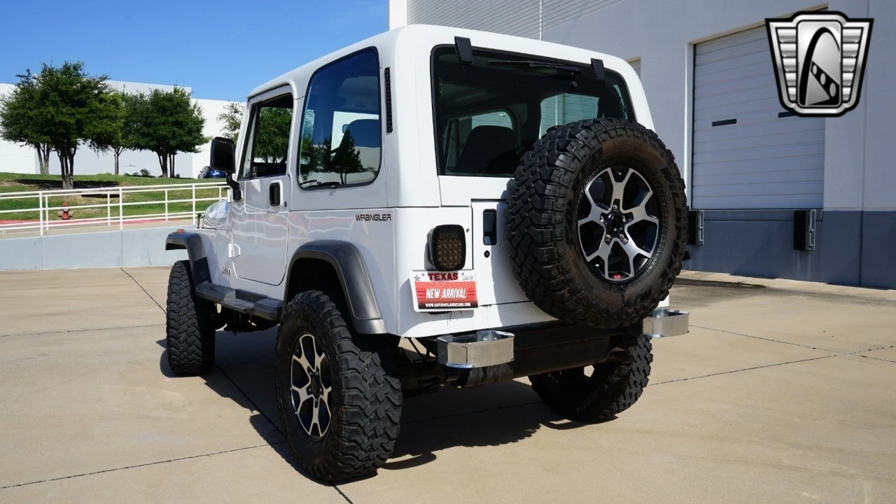 1994 Jeep YJ Wrangler - Image 7 of 12