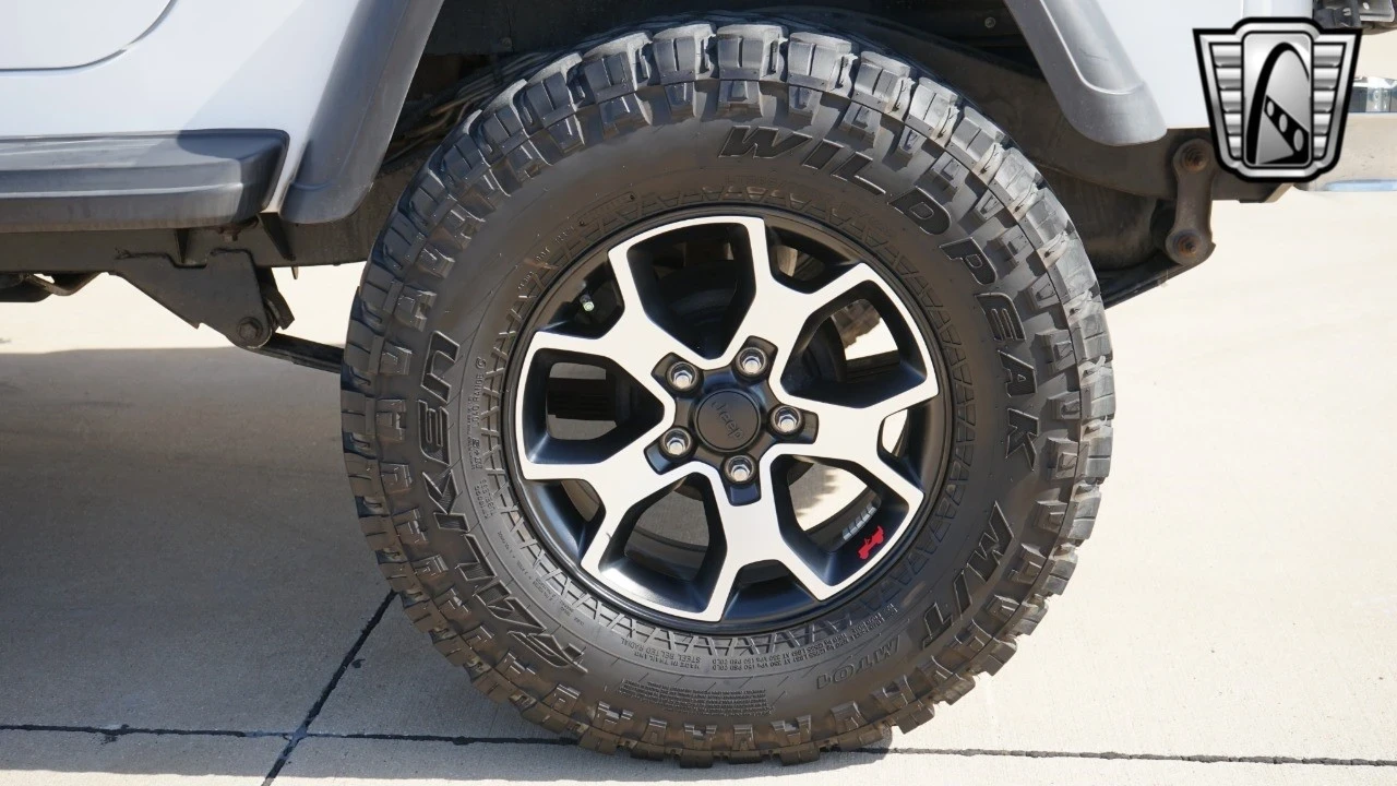 1994 Jeep YJ Wrangler - Image 9 of 12