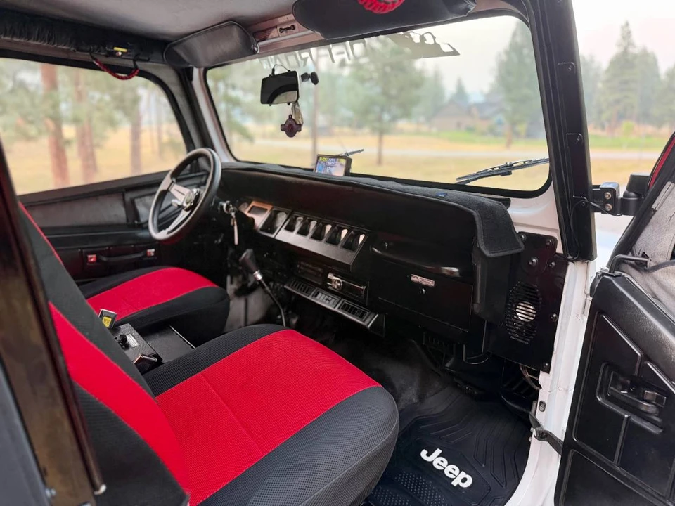 1994 Jeep YJ Wrangler - Image 5 of 20