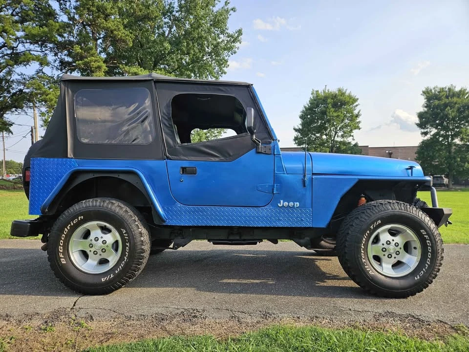 1994 Jeep YJ Wrangler - Image 2 of 19