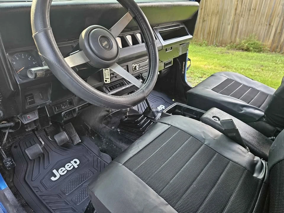 1994 Jeep YJ Wrangler - Image 9 of 19