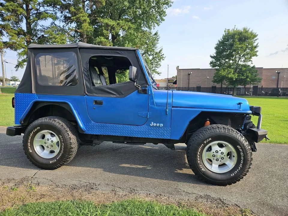 1994 Jeep YJ Wrangler - Image 11 of 19