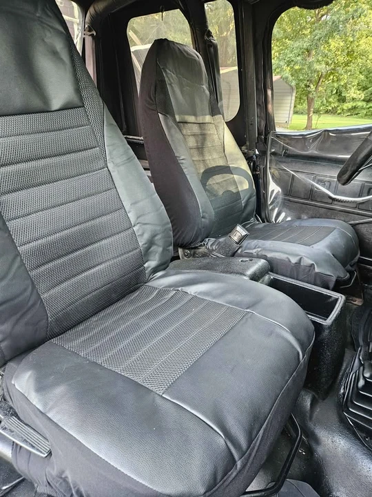 1994 Jeep YJ Wrangler - Image 8 of 19