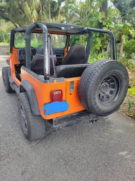 1994 Jeep YJ Wrangler - Image 4 of 10