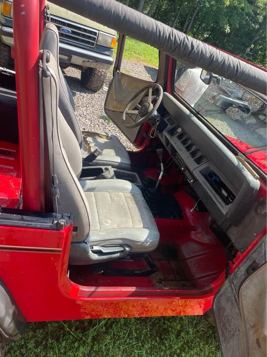 1994 Jeep YJ Wrangler - Image 4 of 7