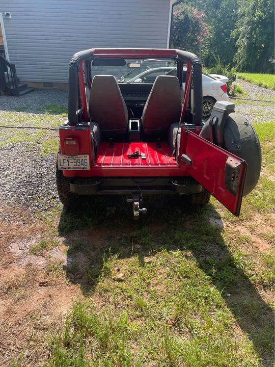 1994 Jeep YJ Wrangler - Image 6 of 7
