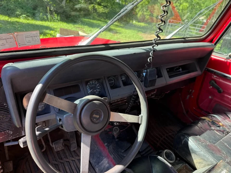 1994 Jeep YJ Wrangler - Image 5 of 7