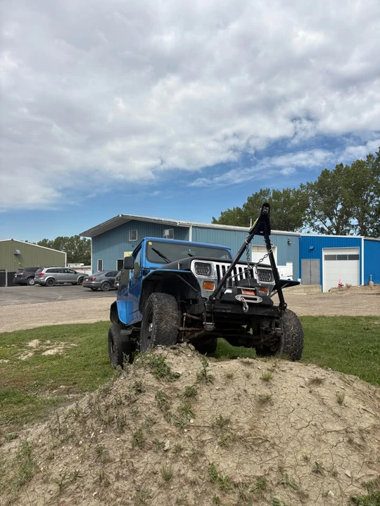 1994 Jeep YJ Wrangler - Image 3 of 10
