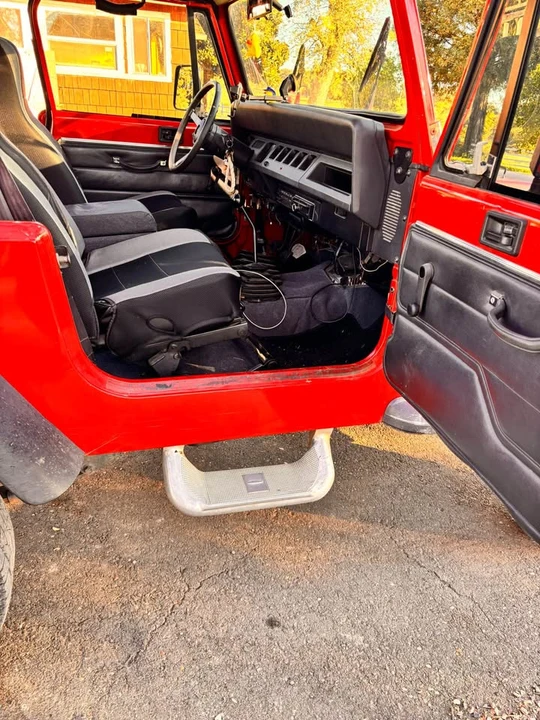 1994 Jeep YJ Wrangler - Image 11 of 13