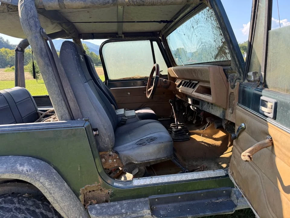 1994 Jeep YJ Wrangler - Image 7 of 7