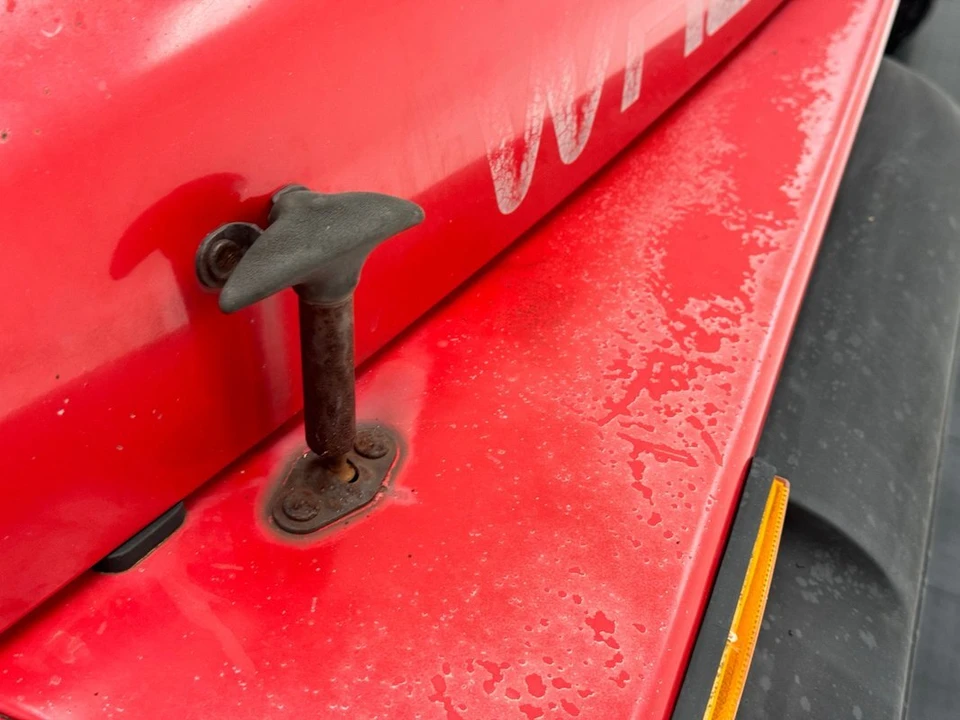 1994 Jeep YJ Wrangler - Image 11 of 12