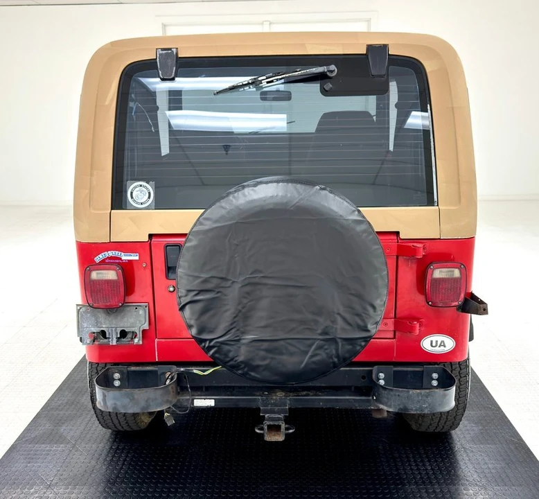 1994 Jeep YJ Wrangler - Image 4 of 12