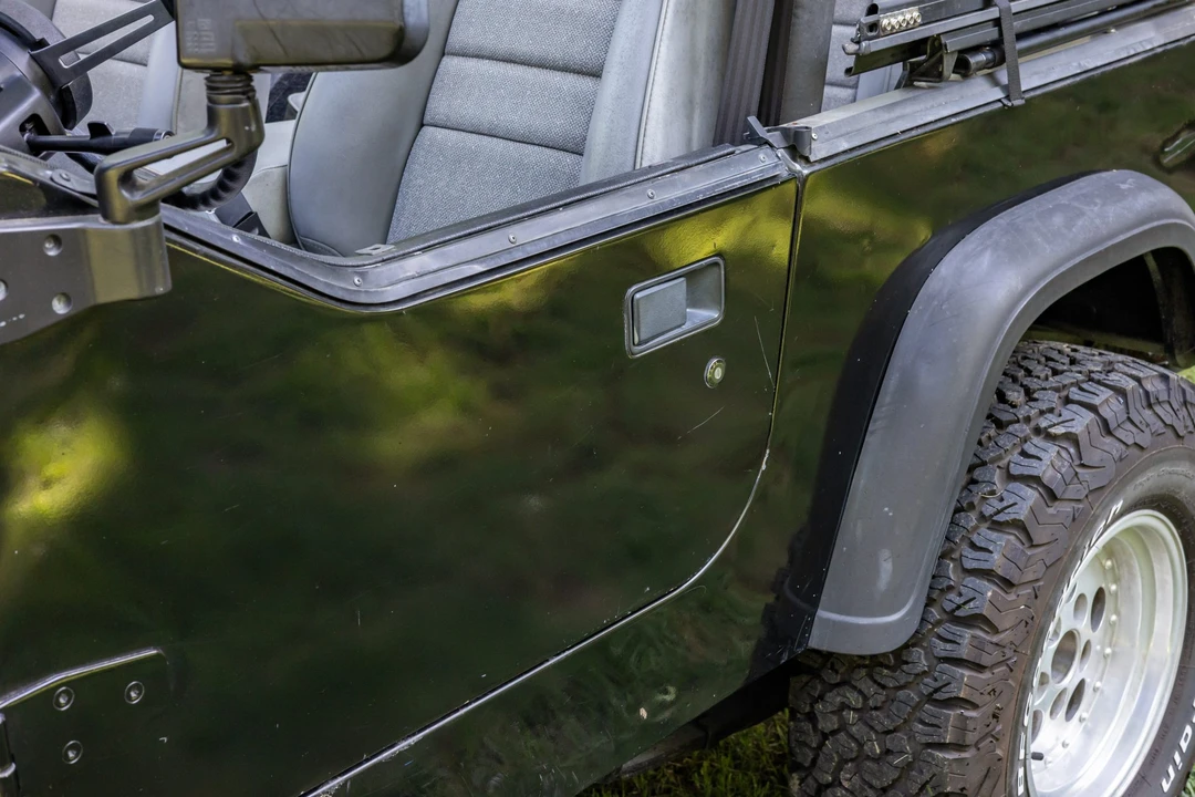 1994 Jeep YJ Wrangler - Image 29 of 31