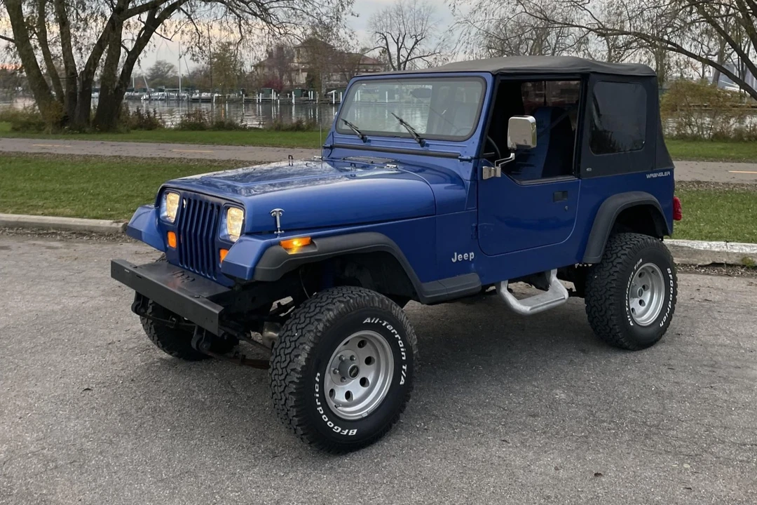 1994 Jeep YJ Wrangler - Image 4 of 31