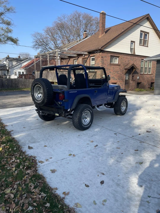 1994 Jeep YJ Wrangler - Image 16 of 31