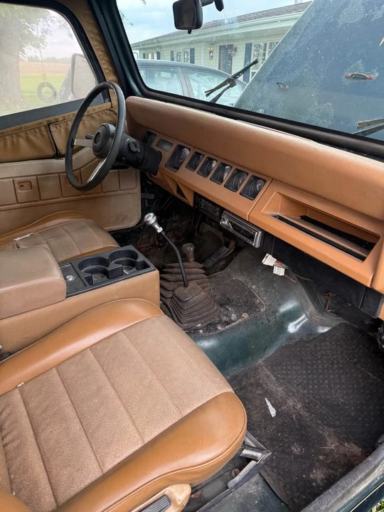1994 Jeep YJ Wrangler - Image 6 of 7