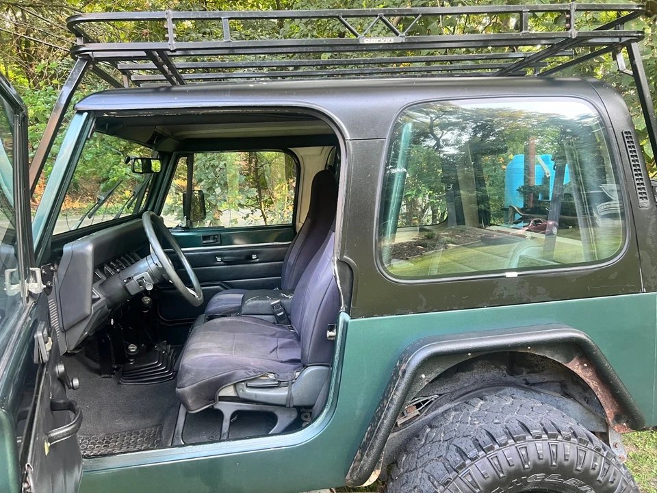 1994 Jeep YJ Wrangler - Image 12 of 21