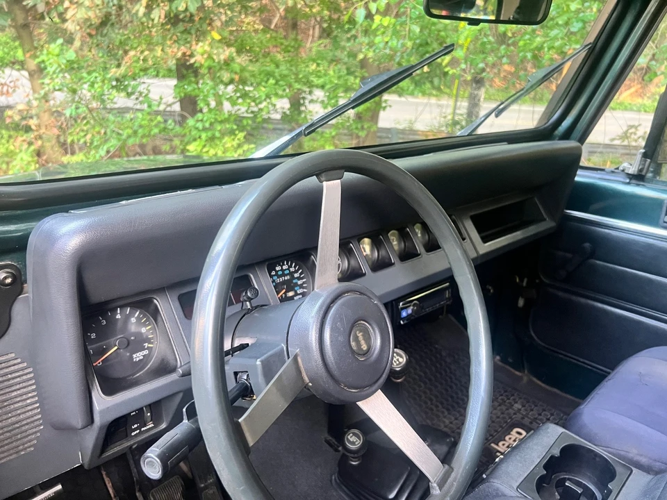 1994 Jeep YJ Wrangler - Image 13 of 21