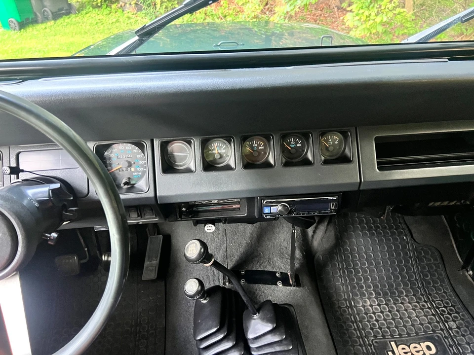 1994 Jeep YJ Wrangler - Image 8 of 21
