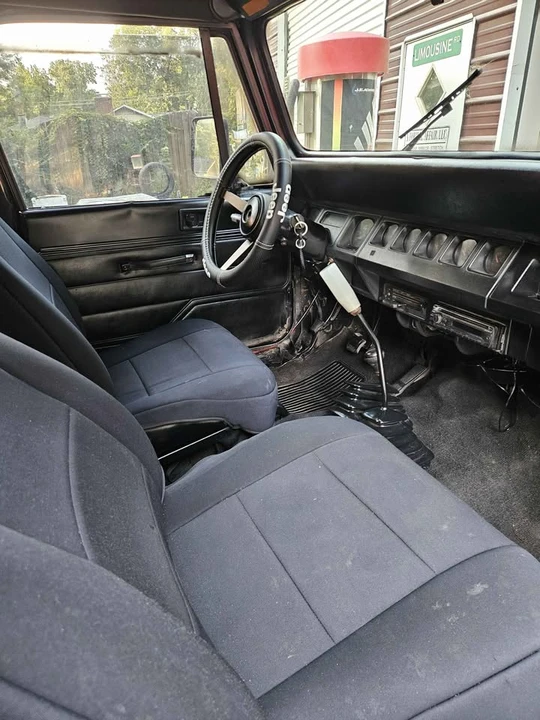1994 Jeep YJ Wrangler - Image 10 of 20