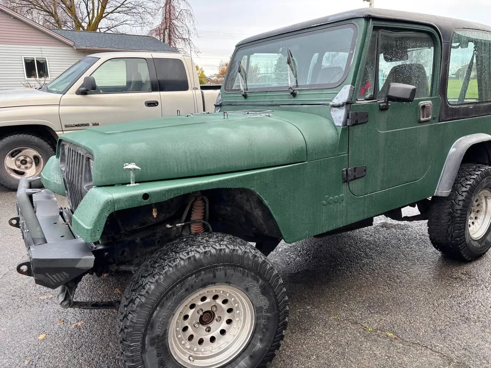 1994 Jeep YJ Wrangler - Image 2 of 3