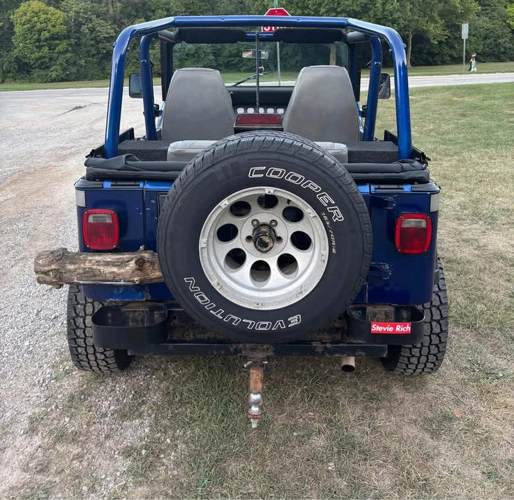 1994 Jeep YJ Wrangler - Image 5 of 7