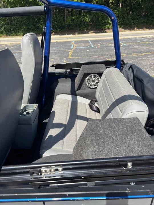 1994 Jeep YJ Wrangler - Image 7 of 7