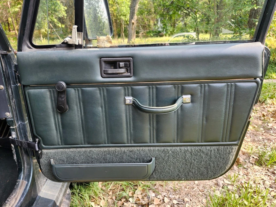 1994 Jeep YJ Wrangler - Image 17 of 24