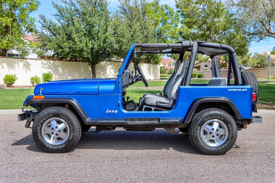 1994 Jeep YJ Wrangler - Image 3 of 31